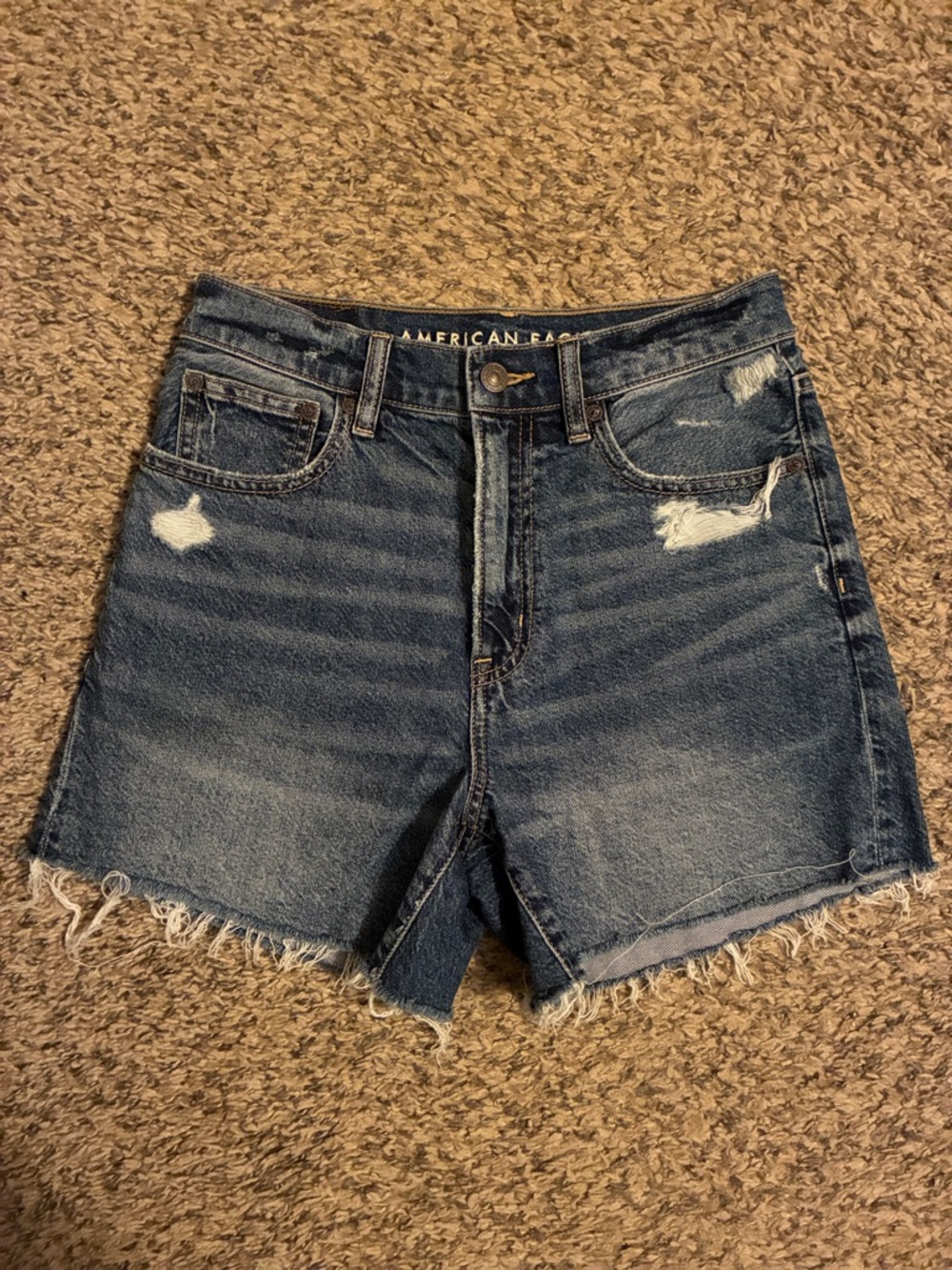 American Eagle highest rise 90s boyfriend Jean shorts- size 2